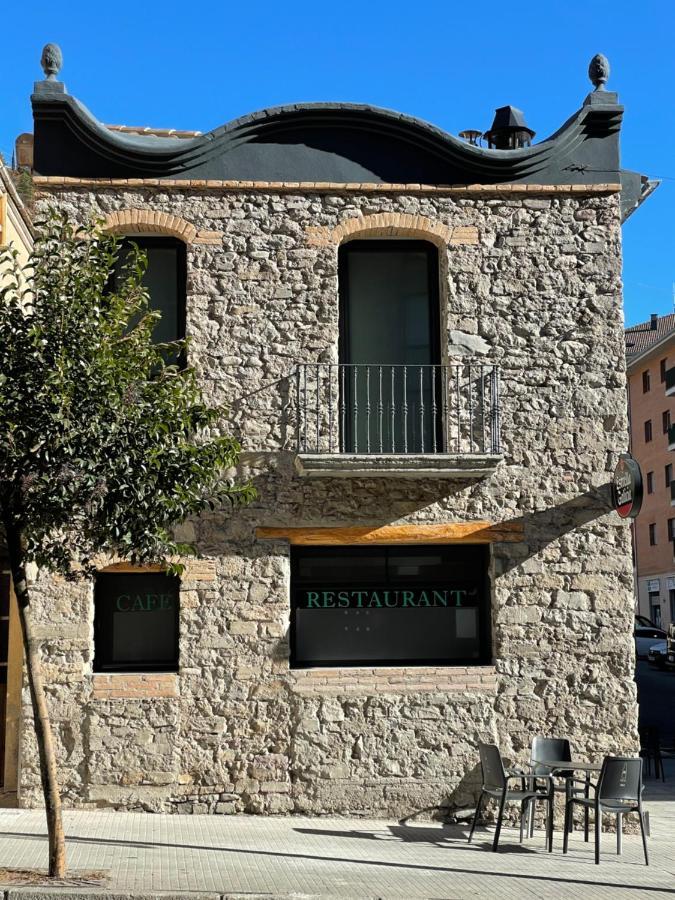 Albergue De Pas El Pont de Suert Exterior photo